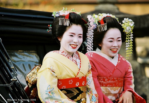 Geishas in Kyoto - 2006