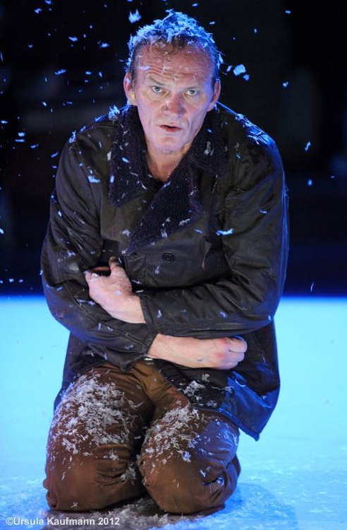 Peer Gynt, Regie Irina Brook, Ingvar E. Sigurdsson, Salzburgere Festspiele, 31.07.2012, Foto Ursula Kaufmann IMG_9120.JPG