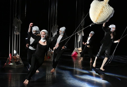 Mush-Room - Chor.: Grace Ellen Barkey