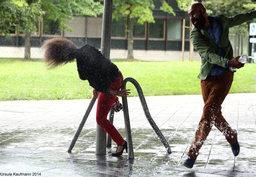 Installation von Angie Hiesl, 28.08.2014, Apollo-Platz, Düsseldorf