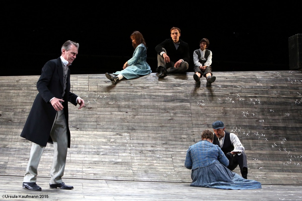 Liebe.Trilogie meiner Familie 1, Regie Luk Perceval,UA 09.09.2015, Foto Ursula Kaufmann J09A1771.jpg