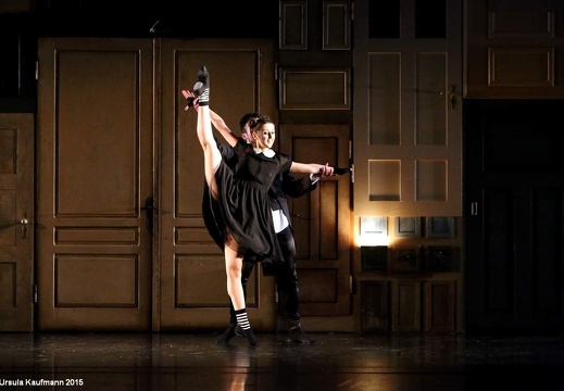 Luis Fernando Bongiovanni - Alice in Wonderland