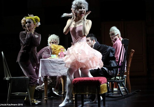 Luis Fernando Bongiovanni - Alice in Wonderland