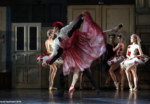 Luis Fernando Bongiovanni - Alice in Wonderland