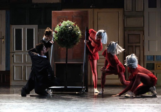 Luis Fernando Bongiovanni - Alice in Wonderland