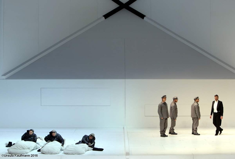 South Pole, Regie Hans Neuenfels, UA. 31.01.2016, Foto Ursula Kaufmann J09A6341.jpg