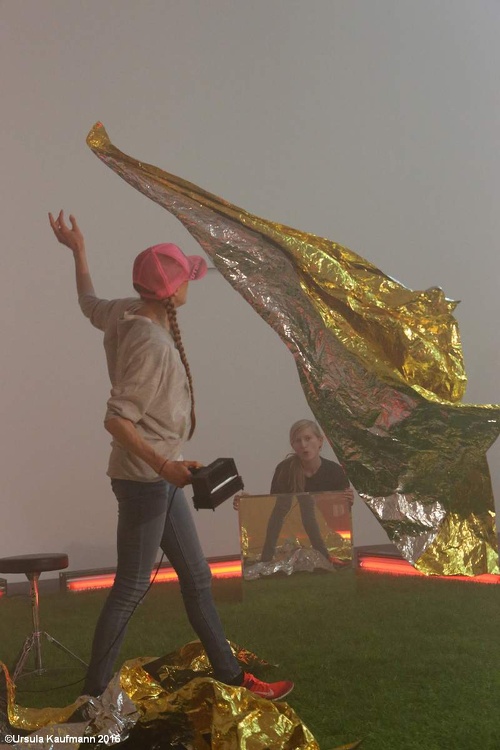 Vernissage von UUUUU(TOPIA) | Ben J. Riepe Kompanie | eine Rauminstallation vom 01.06.2016 der Ausstellung PLANET B im NRW-Forum,
Düsseldorf J09A0114.jpg