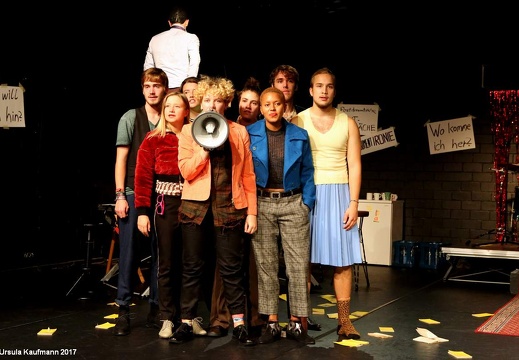 Glänzende Aussichten, J.E.M. | Insz.: Tina Jücker/Claus Overkamp | Premiere 29.08.2017 | Theater Marabu, Bonn