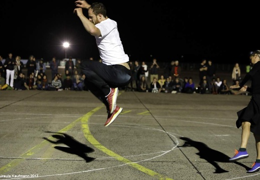 Boris Charmatz, Anne Teresa de Keersmaeker | Chaconne | 10.09.2017  Volksbühne Berlin,Tempelhof