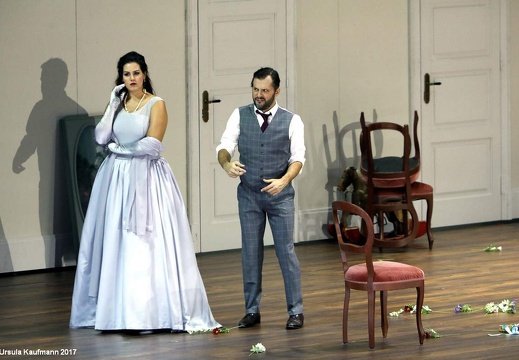 Christof Loy | Le nozze di Figaro | Bühne: Johannes Leiacker | Bayerische Staatsoper | München | OHP 20.10.2017