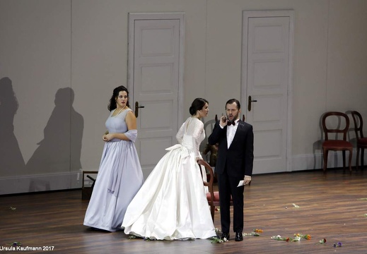Christof Loy | Le nozze di Figaro | Bühne: Johannes Leiacker | Bayerische Staatsoper | München | OHP 20.10.2017