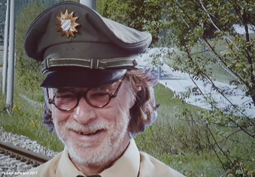Stellungnahme eines Kriegsministers im Schlafanzug,ratlos | Alexander Kluge im Gespräch mit Helge Schneider | 10.11.2017 | Museum Folkwang,Essen