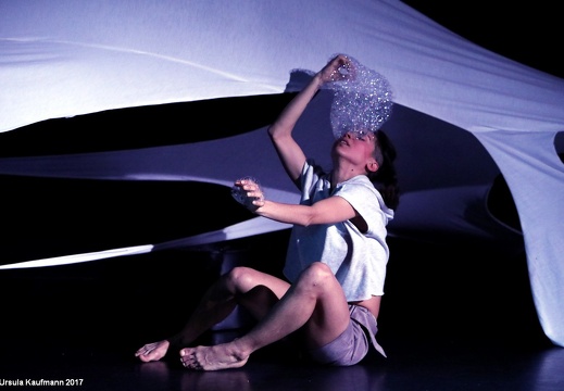 Sabine Seume | STILLE, Tanztheater für Kinder | Premiere 19.11.2017 Fabrik Heeder, Krefeld + tanzhaus nrw