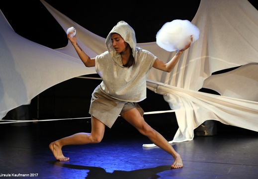 Sabine Seume | STILLE, Tanztheater für Kinder | Premiere 19.11.2017 Fabrik Heeder, Krefeld + tanzhaus nrw