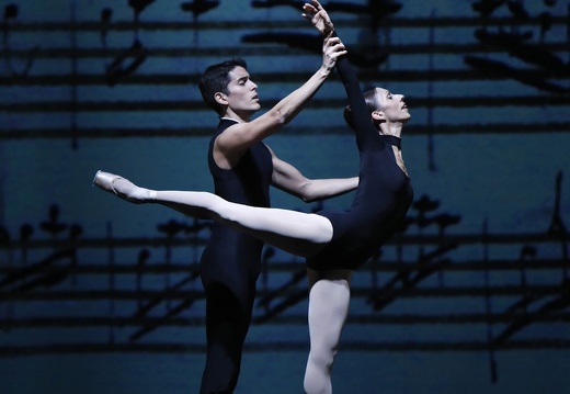 Choreografien von David Dawson, Uwe Scholz, Bridget Breiner und Jiri Kylian | 24.11.2017 | Musiktheater im Revier | Gelsenkirchen