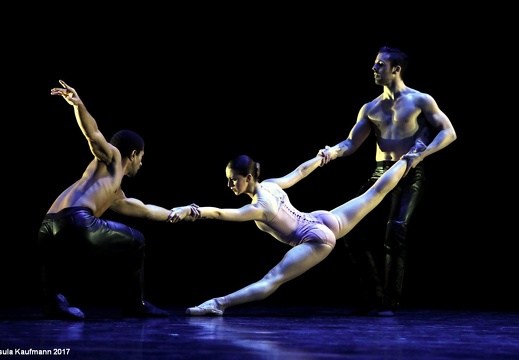 Choreografien von David Dawson, Uwe Scholz, Bridget Breiner und Jiri Kylian | 24.11.2017 | Musiktheater im Revier | Gelsenkirchen