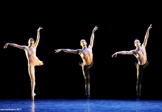 Choreografien von David Dawson, Uwe Scholz, Bridget Breiner und Jiri Kylian | 24.11.2017 | Musiktheater im Revier | Gelsenkirchen