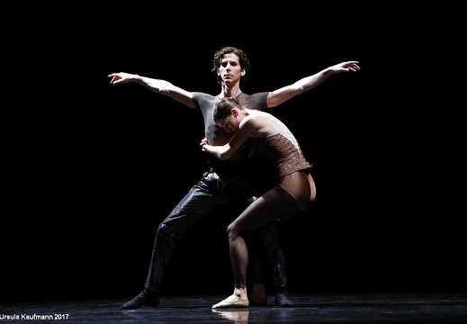 Choreografien von David Dawson, Uwe Scholz, Bridget Breiner und Jiri Kylian | 24.11.2017 | Musiktheater im Revier | Gelsenkirchen