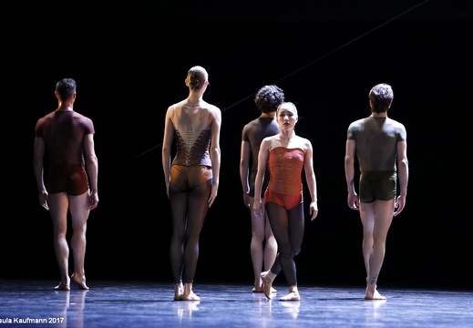 Choreografien von David Dawson, Uwe Scholz, Bridget Breiner und Jiri Kylian | 24.11.2017 | Musiktheater im Revier | Gelsenkirchen
