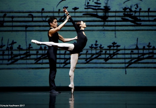 Choreografien von David Dawson, Uwe Scholz, Bridget Breiner und Jiri Kylian | 24.11.2017 | Musiktheater im Revier | Gelsenkirchen