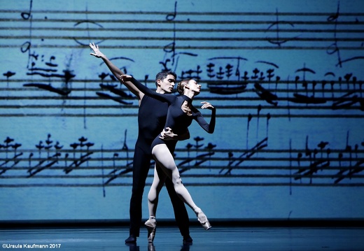 Choreografien von David Dawson, Uwe Scholz, Bridget Breiner und Jiri Kylian | 24.11.2017 | Musiktheater im Revier | Gelsenkirchen