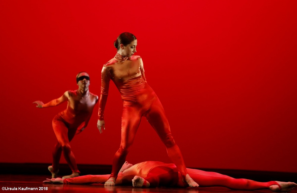 Tanzpreisverleihung an Nele Hertling, Meg Stuart, Goyo Montero - Ballett des Staatstheaters Nürnberg | Gala 22.09.2018 Aalto Theater, Essen _33A7456.jpg