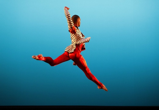 Tanzpreisverleihung an Nele Hertling, Meg Stuart, Goyo Montero - Ballett des Staatstheaters Nürnberg | Gala 22.09.2018 Aalto Theater, Essen