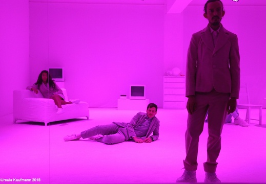 Ben J. Riepe | Geister Fragment | Kunstraum Düsseldorf | Premiere 20.11.2018