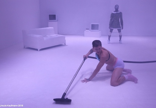 Ben J. Riepe | Geister Fragment | Kunstraum Düsseldorf | Premiere 20.11.2018