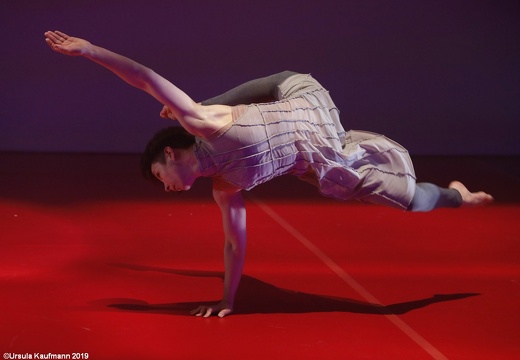 Olga Pona | Chelyabinsk Contemporary Dance Theater | Different | Theater im Pumpenhaus | 16.03.2019