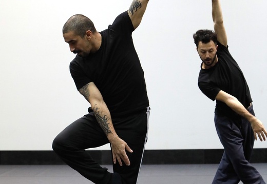 Brigel Gjoka / Rauf-Rubberlegz-Yasit | Neighbours | in Zusammenarbeit mit William Forsythe | Premiere 28.11.2019, PACT Zollverein, Essen