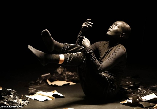 Emanuele Soavi | AUREA | Tanzinstallation | tanzfaktur Köln | 30.09.2020