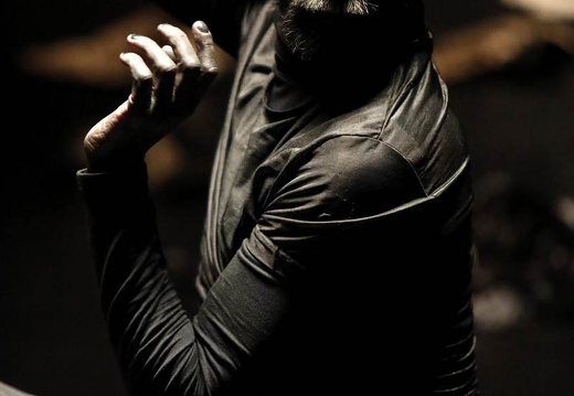Emanuele Soavi | AUREA | Tanzinstallation | tanzfaktur Köln | 30.09.2020