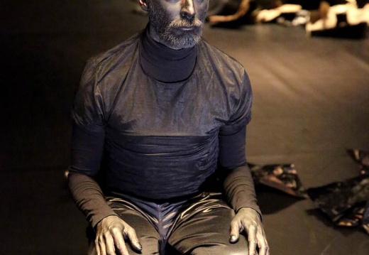 Emanuele Soavi | AUREA | Tanzinstallation | tanzfaktur Köln | 30.09.2020