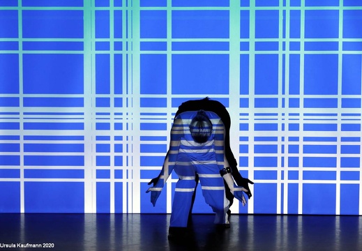 Henrietta Horn | CONTRAPUNCTUS I° | Video + Licht Reinhard Hubert | Fabrik Heeder, Krefeld, 09.10.2020