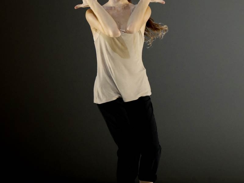 FolkwangTanzstudio | Noemie Defozzez | Set one's heart on | Essen 27.10.2020