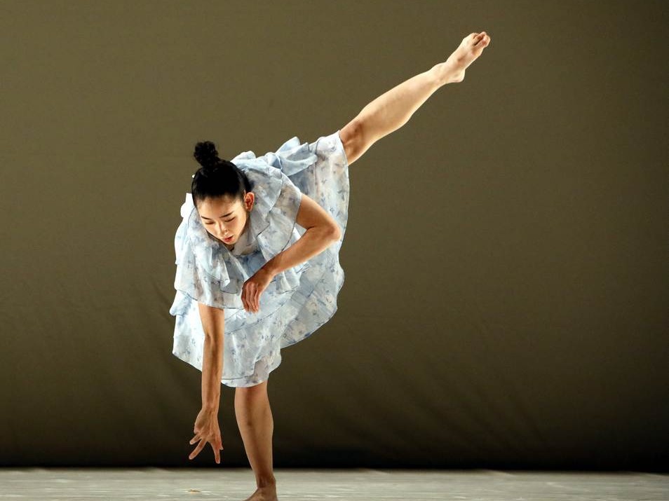 FolkwangTanzstudio | Antonina Koluartseva | Doch | Essen 27.10.2020