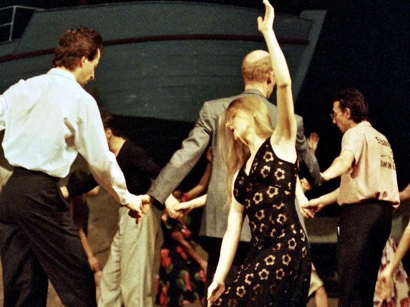 Uraufführung | Das Stück mit dem Schiff | Ein Stück von Pina Bausch | Tanztheater Wuppertal | 1993