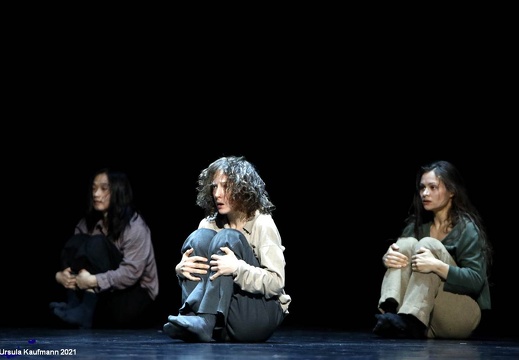 Folkwang Tanzabend | Chor. Jill Crovisier | David Hernandez | Henrietta Horn | Folkwang Universität der Künste | 02.06.2021 
