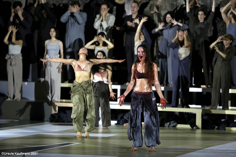 Intolleranza,Regie Jan Lauwers,Ensemble, 12.08.2021, Foto Ursula Kaufmann _33A1574.jpg