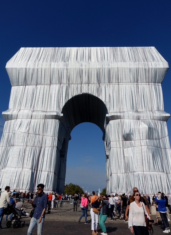 L'Arc de Triomphe, Christo Paris, 18.09.2021, Foto Ursula Kaufmann DSC01419.JPG