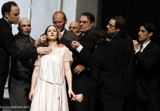 pina-bausch kontakthof00022