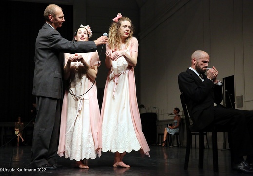 pina-bausch kontakthof00043