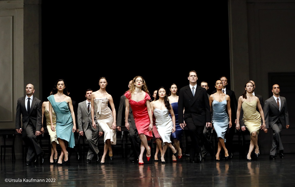 pina-bausch_kontakthof00041.jpg