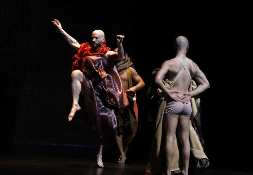 traeume emanuel-gat dance-company 04042023 foto-ursula-kaufmann 33A4308