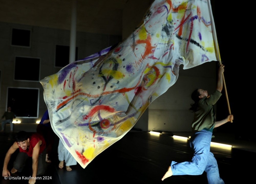 folkwang-tanzstudio_5V7A7667.jpg