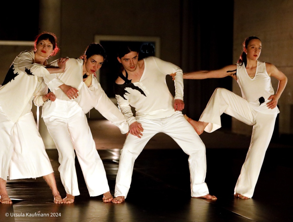 folkwang-tanzstudio_33A5825.jpg