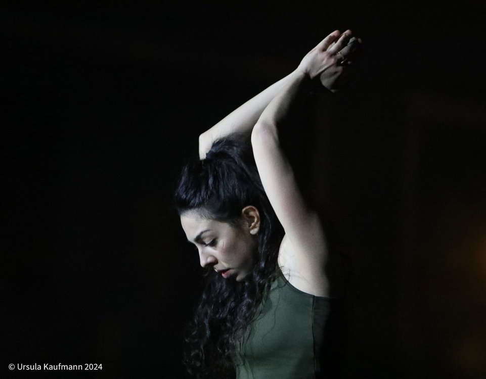 folkwang-tanzstudio_33A8003.jpg