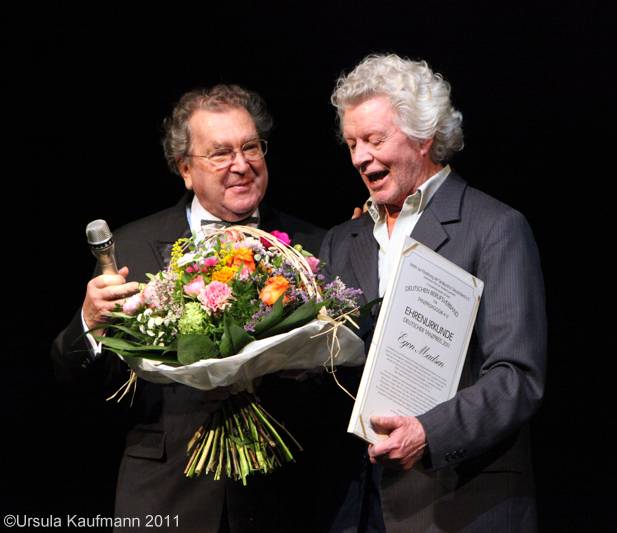 Tanzpreis 2011 an Egon Madsen, Foto Ursula Kaufmann IMG_7735.JPG