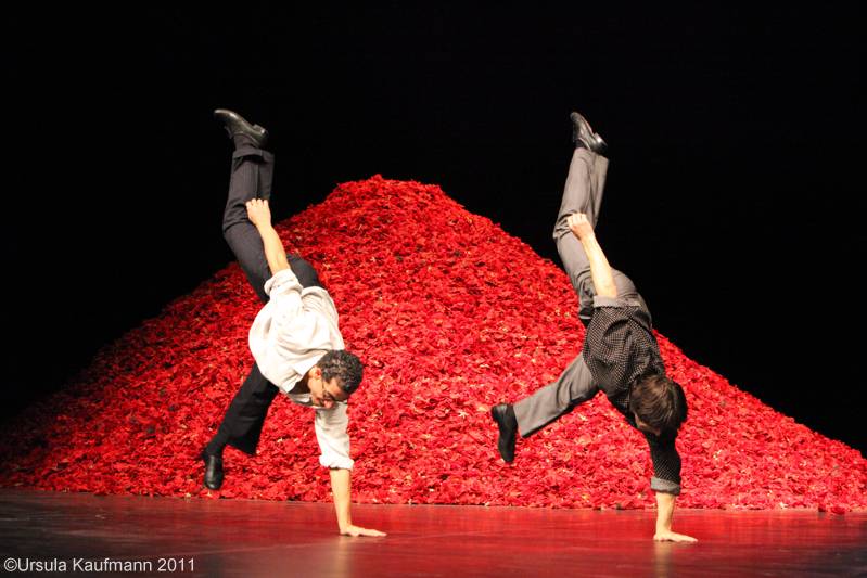 Pina Bausch, Der Fensterputzer, 03.11.2011, Foto Ursula Kaufmann IMG_7838.JPG